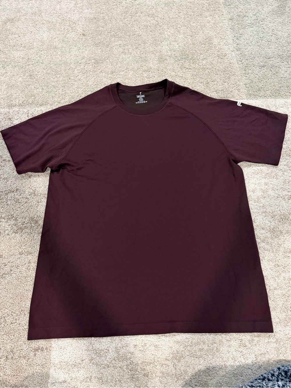 Fabletics Men’s Short Sleeve Crew Tee - Deep Burgundy
